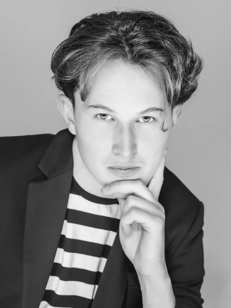 Portrait en studio à Mérignac